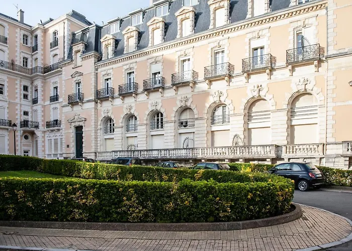 Blue Cocoon - Hyper Centre - Plage A Pied - Wifi דירה *